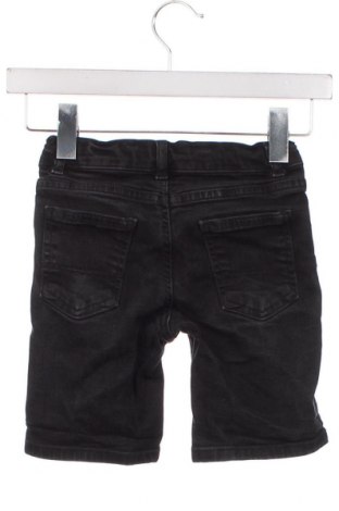 Детски къс панталон LC Waikiki, Размер 4-5y/ 110-116 см, Цвят Черен, Цена 14,00 лв.