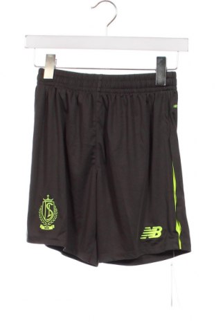 Детски къс панталон New Balance, Размер 9-10y/ 140-146 см, Цвят Зелен, Цена 57,27 лв.