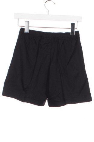 Kinder Shorts Nike, Größe 7-8y/ 128-134 cm, Farbe Schwarz, Preis 20,10 €