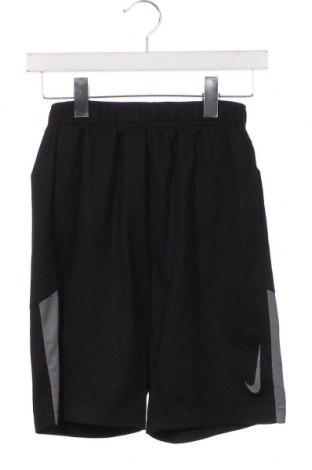 Детски къс панталон Nike, Размер 10-11y/ 146-152 см, Цвят Черен, Цена 11,40 лв.