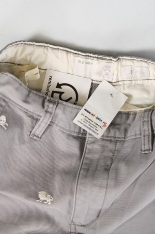 Детски къс панталон Old Navy, Размер 7-8y/ 128-134 см, Цвят Сив, Цена 27,52 лв.