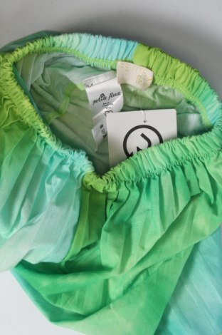 Детски къс панталон Petite Fleur, Размер 5-6y/ 116-122 см, Цвят Зелен, Цена 11,22 лв.