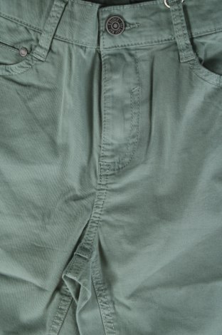 Детски къс панталон S.Oliver, Размер 11-12y/ 152-158 см, Цвят Зелен, Цена 51,00 лв.
