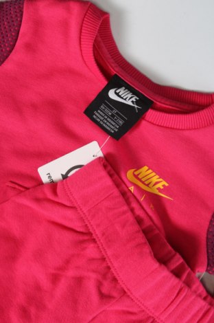 Dětský komplet  Nike, Velikost 18-24m/ 86-98 cm, Barva Růžová, Cena  1 533,00 Kč