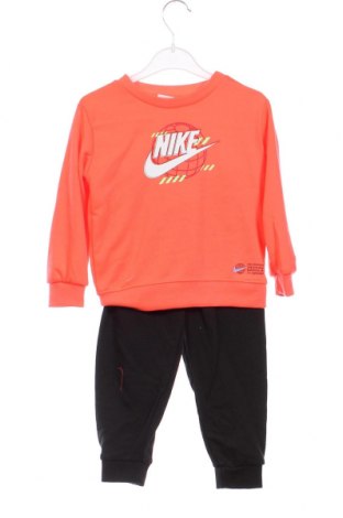 Детски комплект Nike, Размер 18-24m/ 86-98 см, Цвят Многоцветен, Цена 99,00 лв.