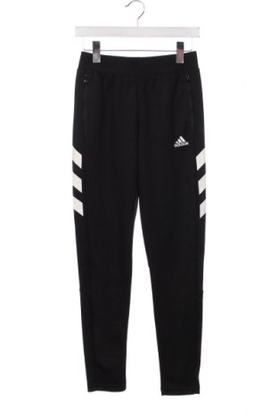 Детско спортно долнище Adidas, Размер 13-14y/ 164-168 см, Цвят Черен, Цена 66,47 лв.