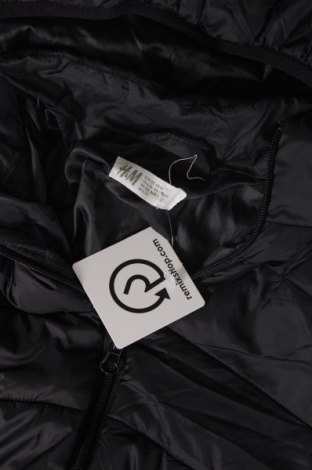Dětská bunda  H&M, Velikost 6-7y/ 122-128 cm, Barva Černá, Cena  405,00 Kč