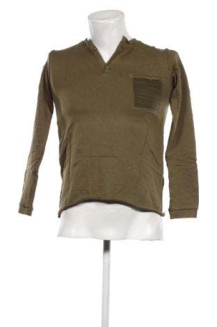 Ανδρική μπλούζα Pull&Bear, Μέγεθος XS, Χρώμα Πράσινο, Τιμή 11,75 €