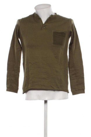 Мъжка блуза Pull&Bear, Размер S, Цвят Зелен, Цена 4,56 лв.