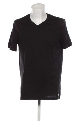 Мъжка тениска Adidas, Размер L, Цвят Черен, Цена 54,32 лв.