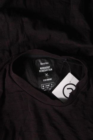 Мъжка тениска Bershka, Размер S, Цвят Черен, Цена 13,00 лв.