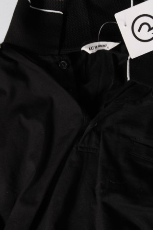 Мъжка тениска LC Waikiki, Размер XL, Цвят Черен, Цена 13,00 лв.