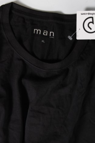 Tricou de bărbați Man By Tchibo, Mărime XL, Culoare Negru, Preț 42,76 Lei