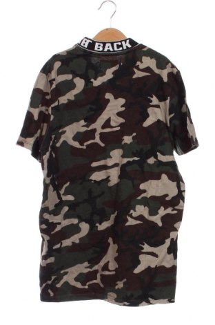 Мъжка тениска Pull&Bear, Размер XS, Цвят Многоцветен, Цена 13,00 лв.