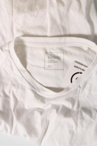 Herren T-Shirt Sinsay, Größe XS, Farbe Weiß, Preis 6,62 €