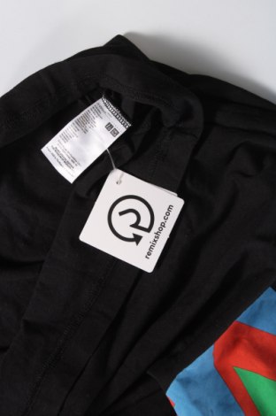 Мъжка тениска Uniqlo, Размер S, Цвят Черен, Цена 14,00 лв.