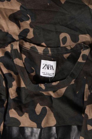 Мъжка тениска Zara, Размер M, Цвят Многоцветен, Цена 16,00 лв.