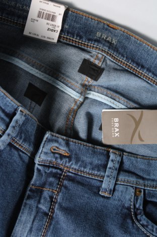 Męskie jeansy Brax, Rozmiar XL, Kolor Niebieski, Cena 458,46 zł