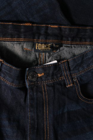 Herren Jeans Force, Größe M, Farbe Blau, Preis 20,18 €