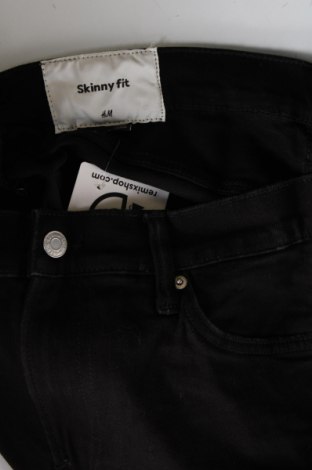Pánske džínsy  H&M, Veľkosť M, Farba Čierna, Cena  8,55 €