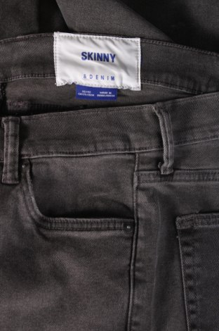 Pánské džíny  H&M, Velikost M, Barva Šedá, Cena  129,00 Kč