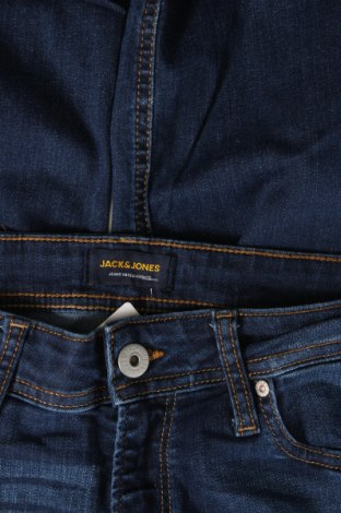 Pánské džíny  Jack & Jones, Velikost S, Barva Modrá, Cena  131,00 Kč