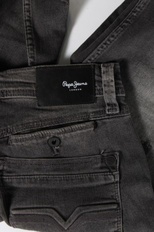 Pánske džínsy  Pepe Jeans, Veľkosť S, Farba Sivá, Cena  13,30 €