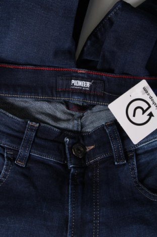 Herren Jeans Pioneer, Größe M, Farbe Blau, Preis 10,27 €