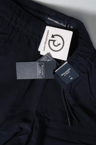 Мъжки къс панталон Abercrombie & Fitch, Размер XS, Цвят Син, Цена 27,90 лв.
