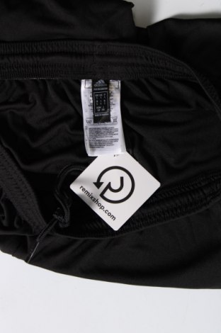 Мъжки къс панталон Adidas, Размер L, Цвят Черен, Цена 34,00 лв.