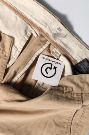 Pantaloni scurți de bărbați H&M, Mărime S, Culoare Bej, Preț 63,25 Lei