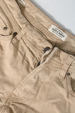 Pantaloni scurți de bărbați Jack & Jones, Mărime S, Culoare Maro, Preț 88,82 Lei
