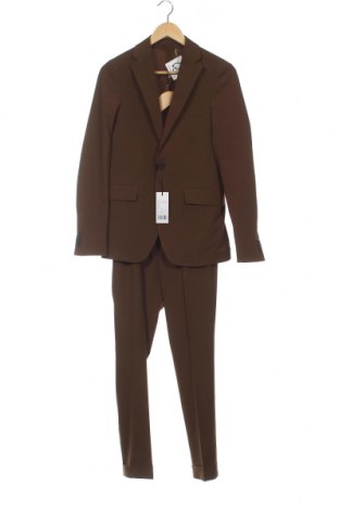 Мъжки костюм Isaac Dewhirst, Размер S, Цвят Кафяв, Цена 189,60 лв.