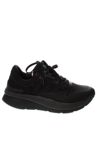 Мъжки обувки Adidas, Размер 42, Цвят Черен, Цена 129,70 лв.