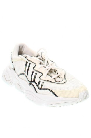 Мъжки обувки Adidas Originals, Размер 44, Цвят Бял, Цена 134,18 лв.