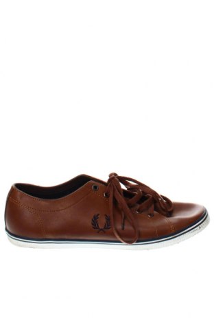 Мъжки обувки Fred Perry, Размер 43, Цвят Кафяв, Цена 88,32 лв.