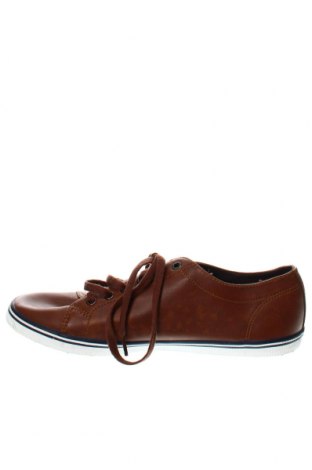 Мъжки обувки Fred Perry, Размер 43, Цвят Кафяв, Цена 93,12 лв.
