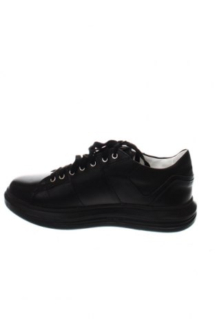 Мъжки обувки Guess, Размер 44, Цвят Черен, Цена 166,60 лв.