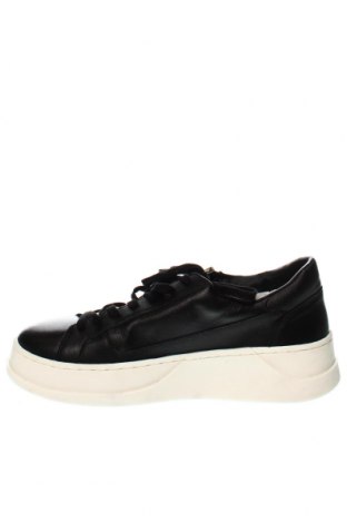 Мъжки обувки Guess, Размер 45, Цвят Черен, Цена 86,00 лв.