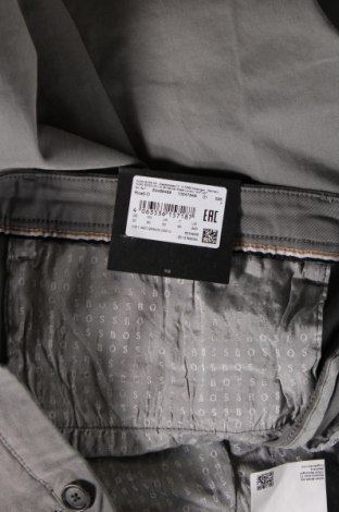 Мъжки панталон BOSS, Размер L, Цвят Сив, Цена 104,14 лв.