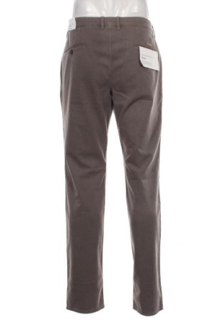 Pantaloni de bărbați Baldessarini, Mărime L, Culoare Maro, Preț 156,58 Lei