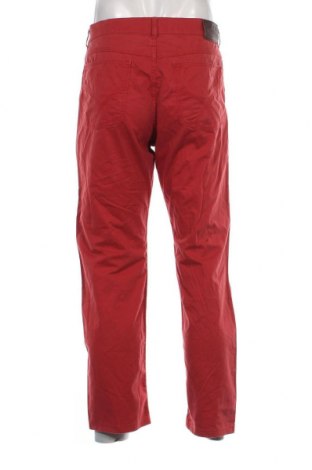 Мъжки панталон Brax, Размер L, Цвят Червен, Цена 47,60 лв.