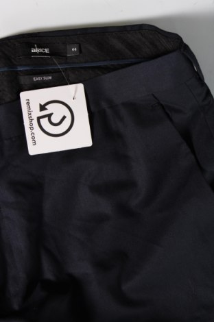 Herrenhose Brice, Größe L, Farbe Blau, Preis € 6,26