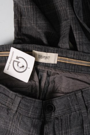 Мъжки панталон Esprit, Размер S, Цвят Сив, Цена 9,43 лв.
