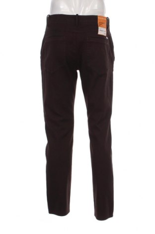 Мъжки панталон Hugo Boss, Размер M, Цвят Лилав, Цена 104,14 лв.