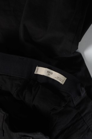 Ανδρικό παντελόνι Mango, Μέγεθος S, Χρώμα Μαύρο, Τιμή 25,36 €