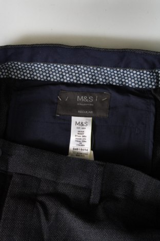 Męskie spodnie Marks & Spencer, Rozmiar L, Kolor Niebieski, Cena 86,36 zł
