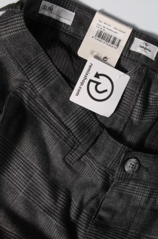 Pánske nohavice  Pepe Jeans, Veľkosť L, Farba Sivá, Cena  28,86 €