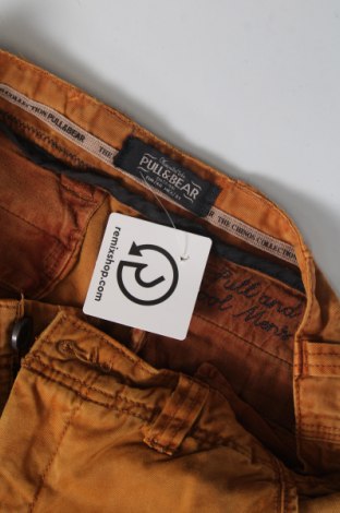 Ανδρικό παντελόνι Pull&Bear, Μέγεθος M, Χρώμα Καφέ, Τιμή 8,05 €