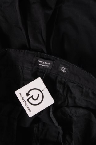 Мъжки панталон Pull&Bear, Размер M, Цвят Черен, Цена 8,99 лв.